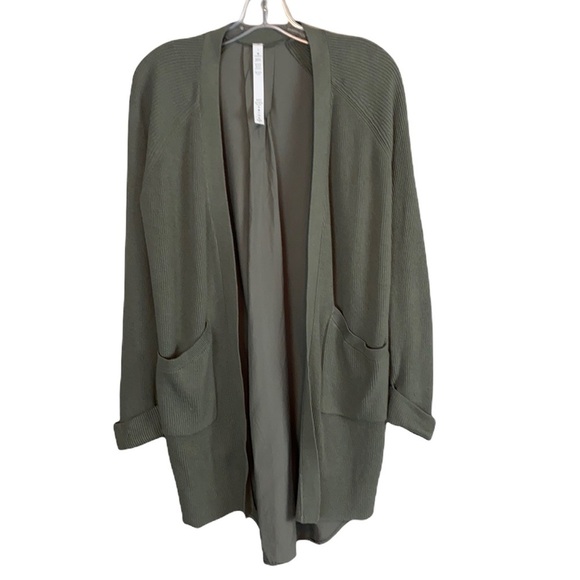 Lululemon Still At Ease Green Cardigan Size 2 - Picture 3 of 16